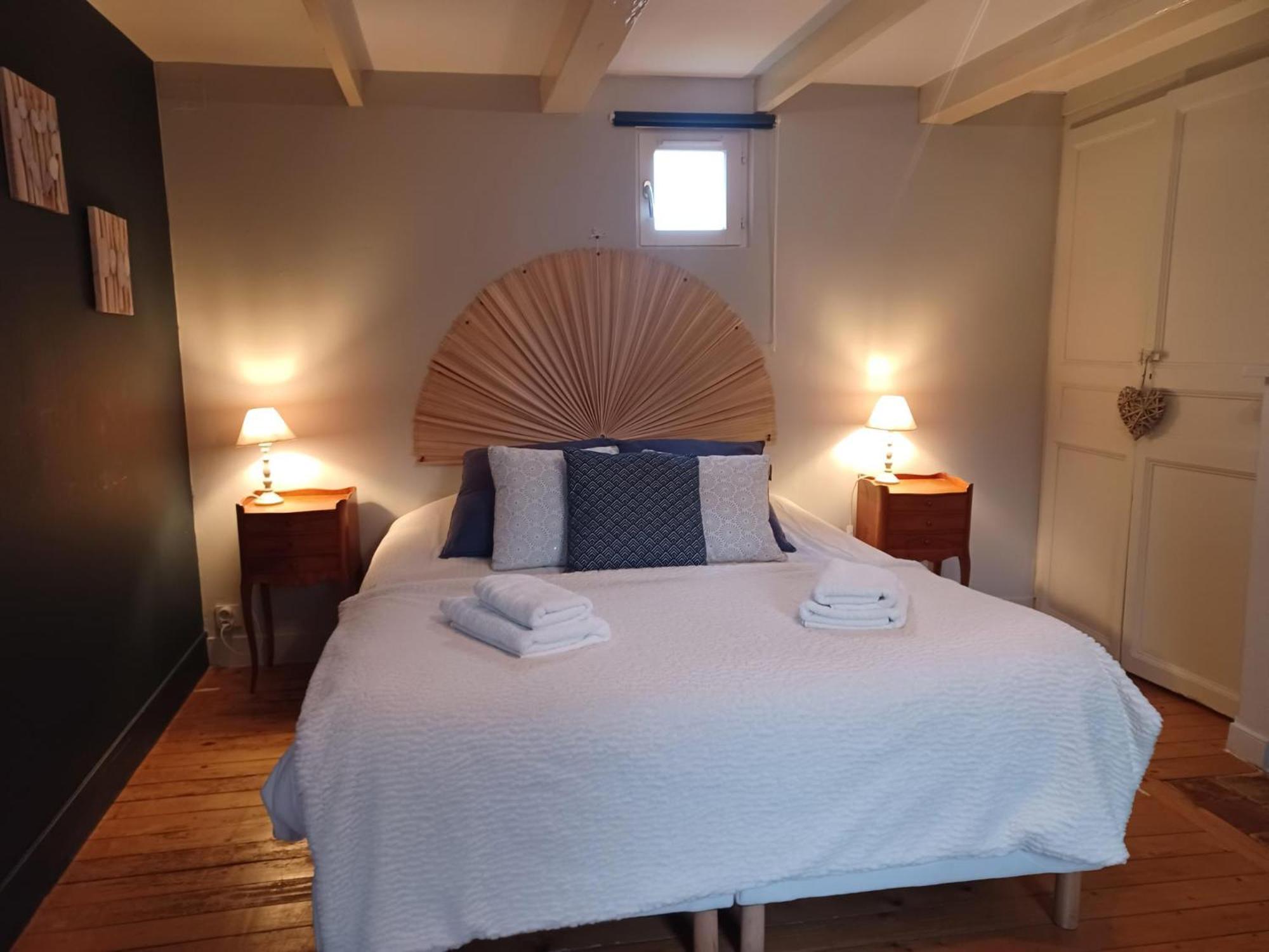 Les Pommiers Bed & Breakfast Honfleur Exterior foto